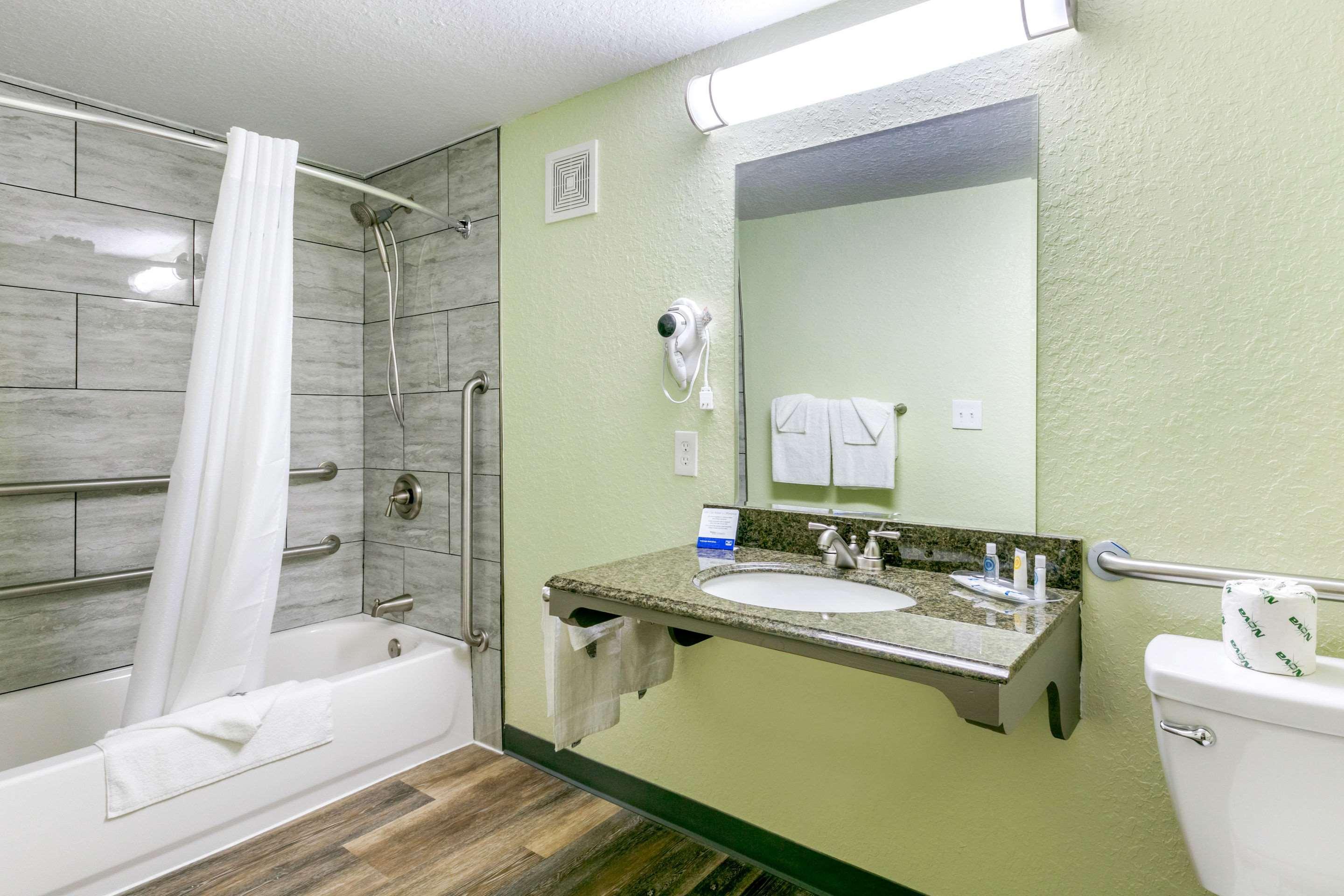 Rodeway Inn Kingston Springs Екстериор снимка