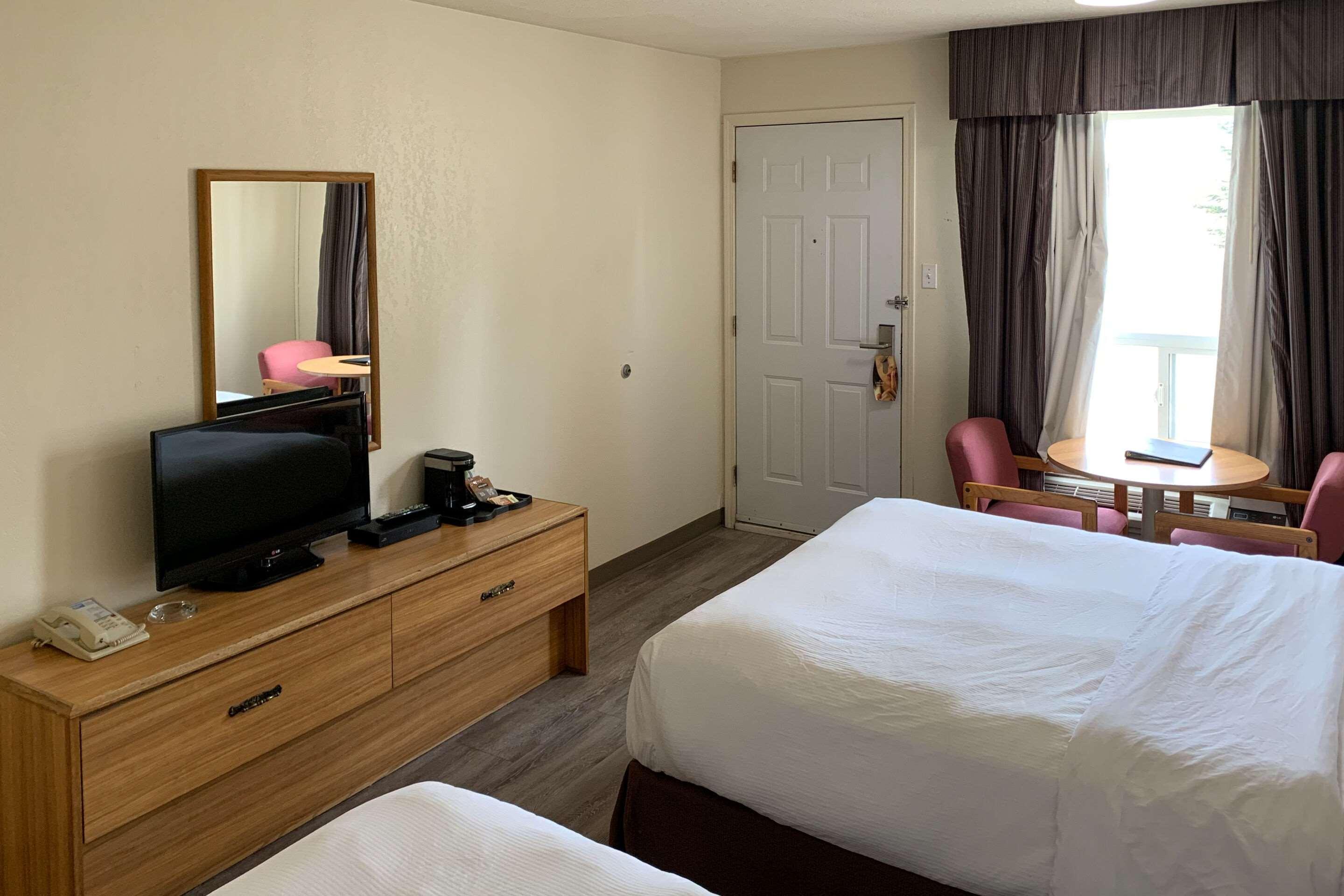 Rodeway Inn Kingston Springs Екстериор снимка